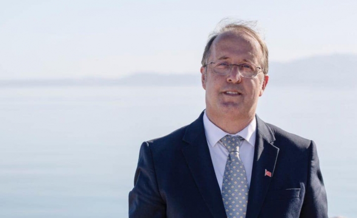 CHP’li Küçükkuyu Belediye Başkanı Cengiz Balkan, adli kontrol şartıyla serbest bırakıldı.