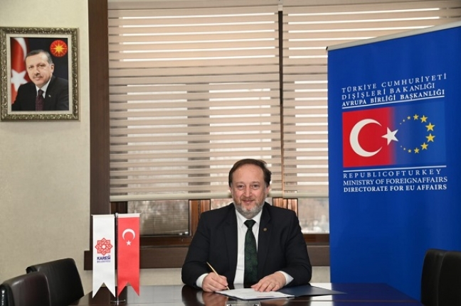 Başkan Orkan sınırları zorluyor. Karesi Belediyesi, 5 tane Avrupa Birliği projesi yürütüyor