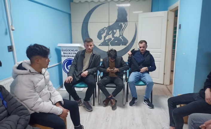 Balıkesir Ülkü Ocakları Ortaöğretim Birimi tarafından, ülkemizin bir gerçeği olan depremle ilgili seminer verildi.