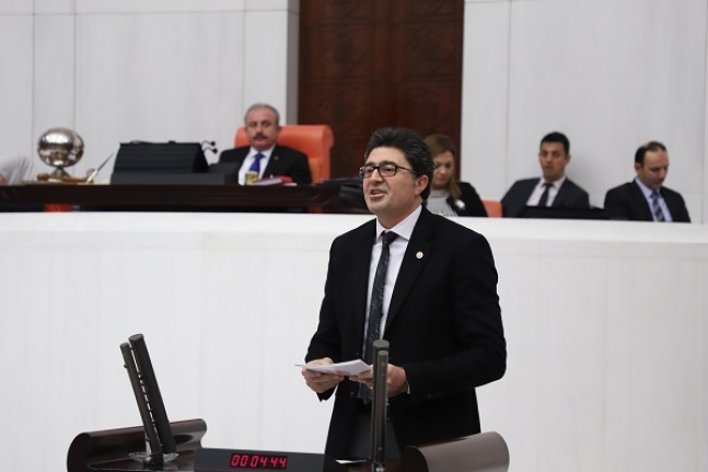 Balıkesir CHP'de Parti Milletvekili aday listesinde ilk sırada Ensar Aytekin yer aldı