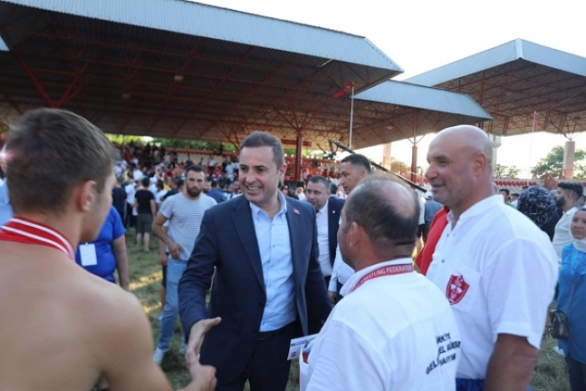 CHP Yerel Yönetimlerden Sorumlu Genel Başkan Yardımcısı Ahmet Akın Edirne'de