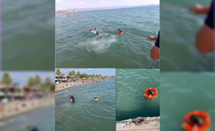 Edremit'te boğulmak üzere olan 14 yaşındaki çocuğu sahil güvenlik ekipleri kurtardı