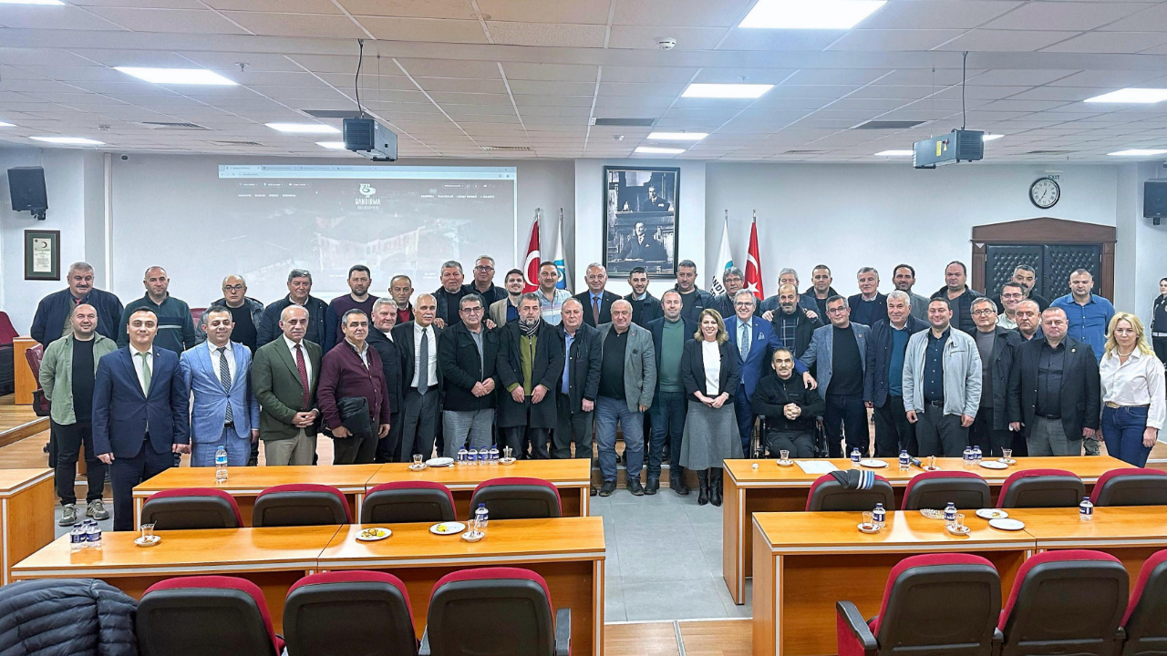 Başkan Dursun Mirza, Kırsal Mahalle Muhtarlarıyla Bir Araya Geldi