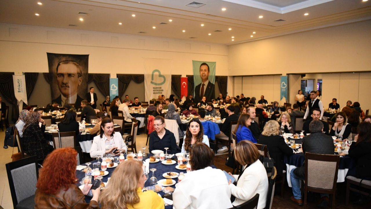 Başkan Akın’dan çölyak hastalarına özel iftar
