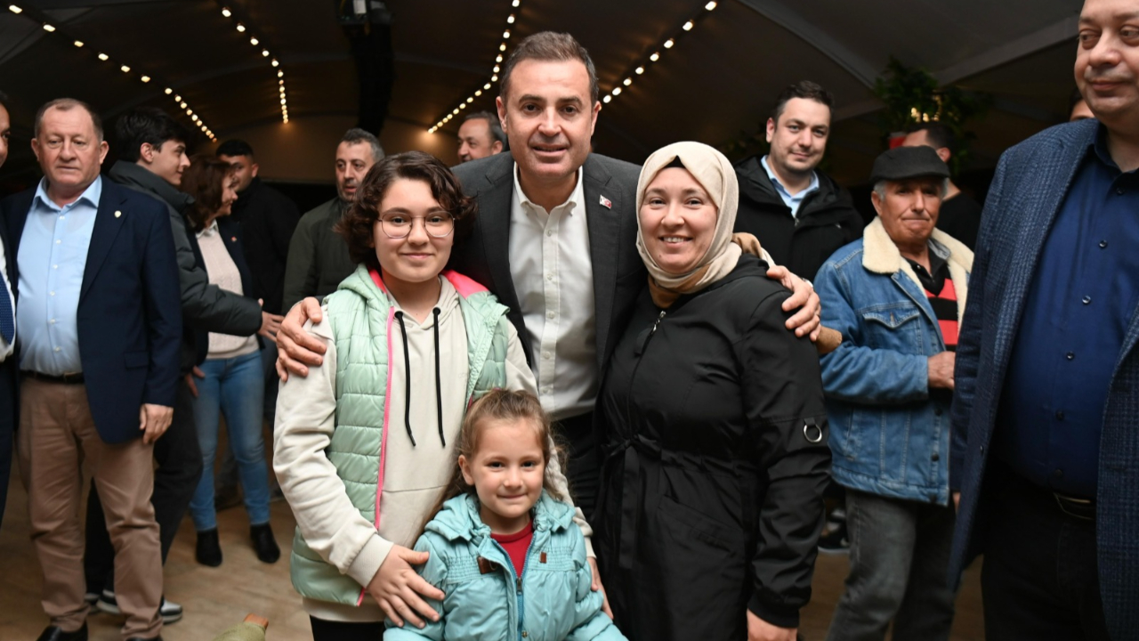 Başkan Akın, Ramazan’ın son iftarında baba ocağındaydı