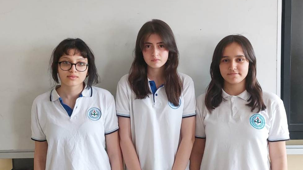 Balıkesirli Öğrencilerden Sıfır Atıkla Sanata İlham Veren Başarı