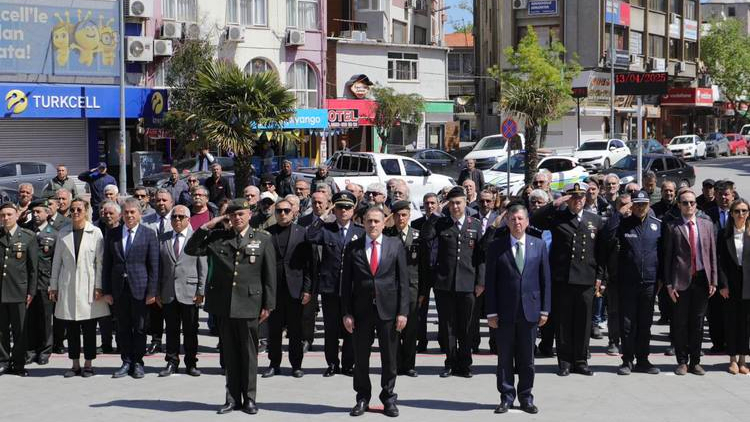 Atatürk’ün Burhaniye’ye Gelişinin 91. Yıl Dönümü Törenle Kutlandı