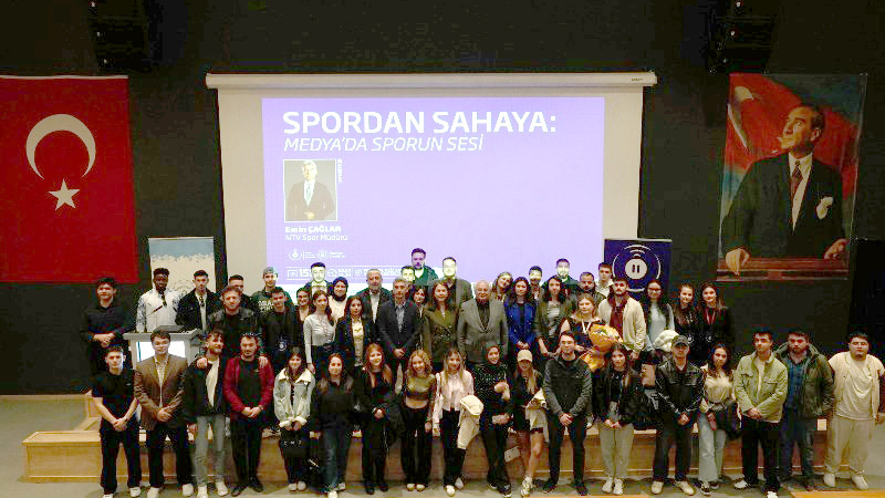 Bandırma'da “Spordan Sahaya: Medyada Sporun Sesi” Konferansı Düzenlendi