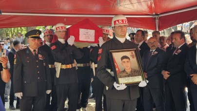 Balıkesirli şehidimiz Ahmet Kuşak hüzünle son yolculuğuna uğurlandı