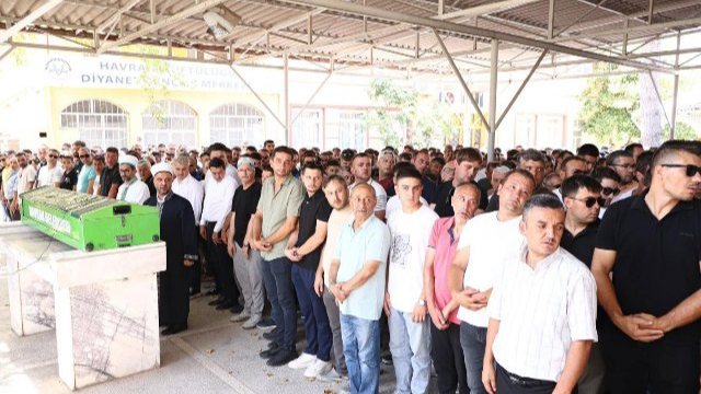 Mehmet Anıl Yüksel büyük bir hüzünle toprağa verildi