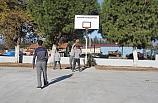 Burhaniye Belediyesi öğrencileri spora özendiriyor