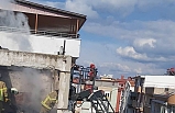 Burhaniye'de çatıda yangın