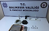 Burhaniye ve Gömeç'te polis 5 kişiyi yakaladı