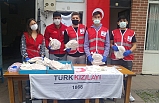Kızılay gençlerinden yoksullara ücretsiz pide desteği