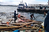 Büyükşehir, fırtınanın yaralarını sarmak için Ayvalık'a koştu