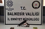 Balıkesir'de polis 12 aranan kişiyi sıkı takip sonucu yakaladı