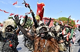 Tülü Tabakların gösterileri nefes kesti