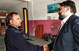 Başkanı gören esnaf şaşırdı