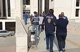Edremit polisinden fuhuş operasyonu: Operasyonda kullanılmış prezervatif dahil neler çıkmadı!