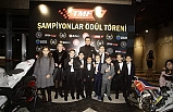10 yaşındaki Ayvalıklı motosikletçi kupasına kavuştu