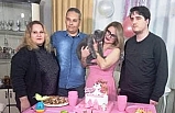 Şanslı kedi Gümüş’e 4. doğum günü partisi