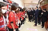 Gönen Mustafa Uşdu Anadolu Lisesi Kız Futbol Takımı Yarı Finallere Gidiyor