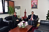 Uygur'dan kadına akademik destek