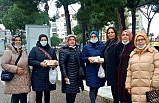 Ak Parti Edremit Teşkilatı, Regaib Kandili nedeniyle lokma dağıttı