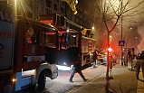 Edremit'te Menderes Bulvarı sakinleri yangınla uyandılar