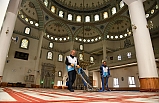 BBB, ibadethaneleri Ramazan Ayı’na hazırlıyor 