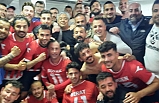 Ayvalıkgücü Belediyespor şampiyonluk ipini göğüsledi   