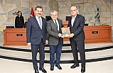 BBB’nin kültür hazinesi meclis üyelerine hediye edildi