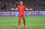Bedirhan ilk profesyonel maçında göz doldurdu