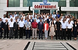 Vali Şıldak Valilik Personeliyle Yemekte Bir Araya Geldi