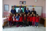 Büyük dere Mahallesindeki Öğretmen Ve Öğrencilerle Bir Araya Gelindi