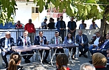 İbrahimce Mahallesinde ilgilerinden dolayı  Vali  Şıldak'a şükran  plaketi verildi