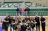   Altınolukspor liderliği bırakmıyor