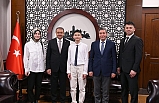 23 Nisan: Vali Şıldak koltuğu devretti