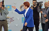İYİ Parti Genel Başkanı Meral Akşener Balıkesir'de dua etti