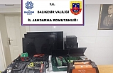 Jandarma ev faresi 2 kişiyi yakaladı