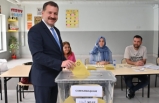Başkan Yılmaz, Oyunu Ailesi İle Birlikte kullandı