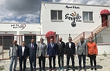 Burhaniye'de Kaymakam Memiş, başarılı girişimciyi tebrik etti