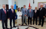 Balıkesirli Gazeteciler Kazak meslektaşlarıyla buluştu