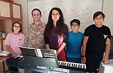 Burhaniye’de Piyano Kursu Başladı