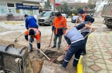 Bandırma'da yağmurun yaraları sarılyor
