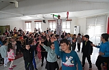 Çocuklar gülmekten göz açamadı