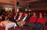 Burhaniye’de engellilerden muhteşem tiyatro