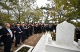 Havranlı Seyit Onbaşı Dualarla Anıldı. Kocaseyit için pilavları Vali Ustaoğlu dağıttı