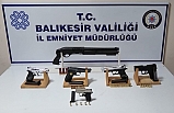 Burhaniye’de Polisin operasyonları sürüyor