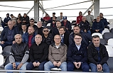Burhaniye’de Aysel,  Belediye spor’un maçını izledi